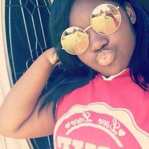 Meet your Posher, Janaysha